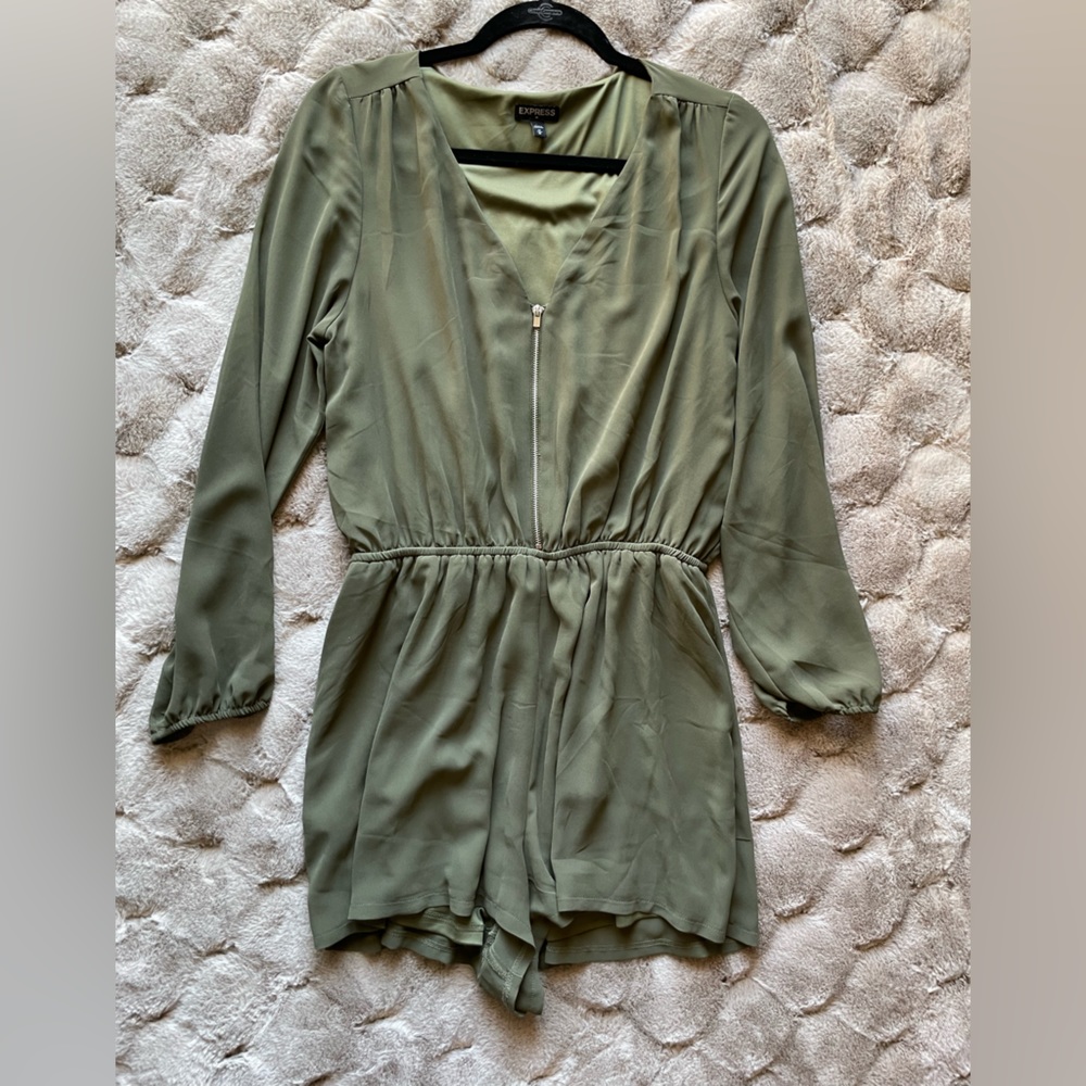 Green romper from express, size medium, worn twice